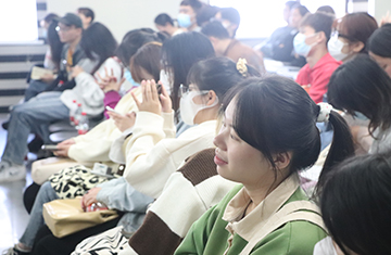 臺州學院學子來訪